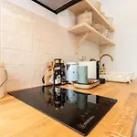 Amália Boutique Suites&studios - By @ Rita´s Place Casa de hóspedes