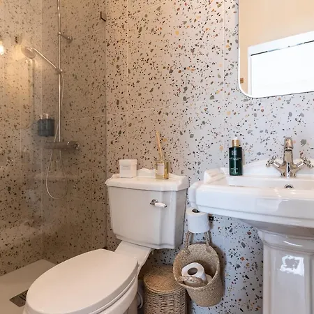 Amalia Boutique & - By @ Rita's Place