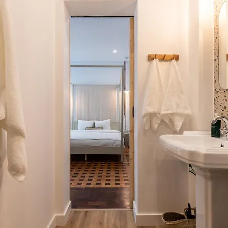 Amália Boutique Suites&studios - By @ Rita´s Place