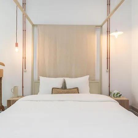 Amalia Boutique & - By @ Rita's Place ゲストハウス 4*