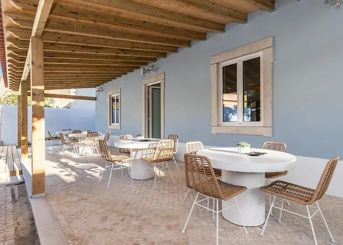 Amalia Boutique & - By @ Rita's Place Φάρο