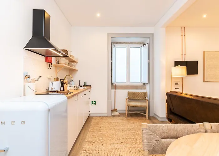 Amalia Boutique & - By @ Rita's Place Φάρο