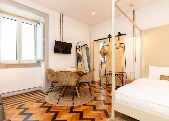 Amalia Boutique & - By @ Rita's Place 3*