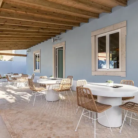 Amalia Boutique & - By @ Rita's Place Distrikt Faro